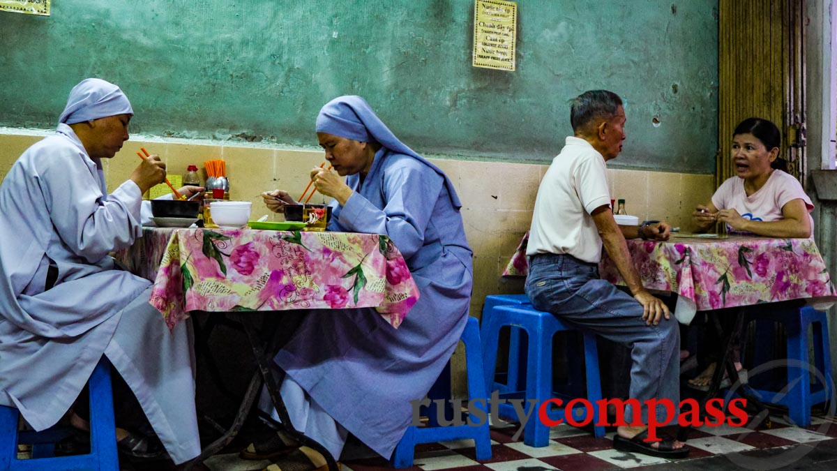 Com Chay Tin Nghia - Ho Chi Minh City